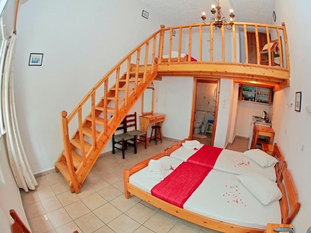 Glaros Guesthouse Hydra  Room photo