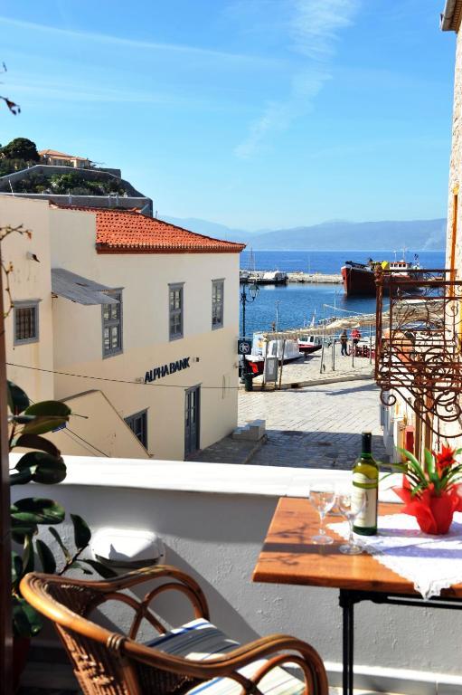 Glaros Guesthouse Hydra  Exterior photo