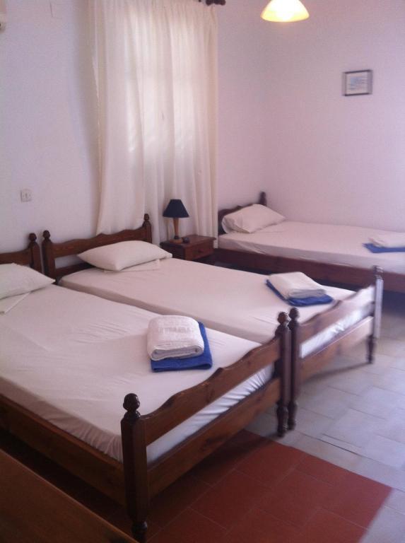 Glaros Guesthouse Hydra  Room photo